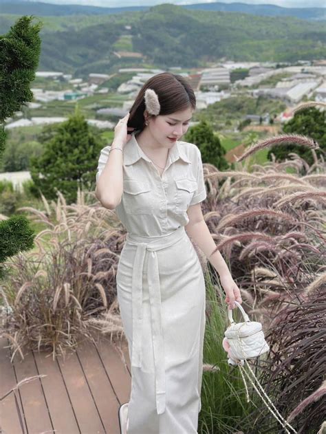 SET ÁO LINEN ÁO SÁT NÁCH TÚI HỘP CHÂN VÁY MIDI THẮT EO NUDE Shopee Việt Nam