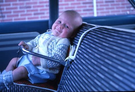 15 Snaps Of Children In Their Own ‘safety Car Seats From The 1960s