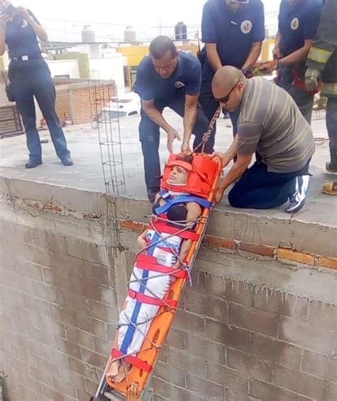 Mujer Se Atora Por Andar De Ratera Sentido N