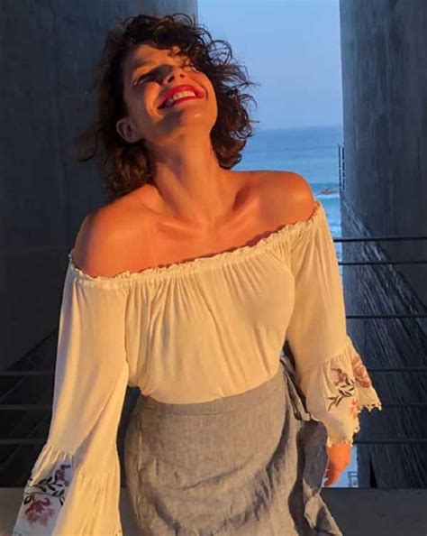 Sexy Hot Paige Spara Bikini Pics