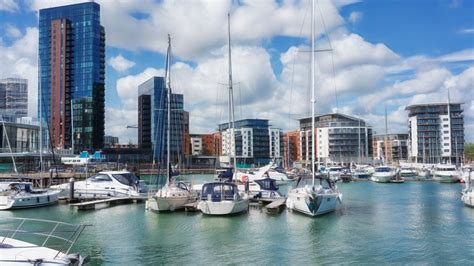 Hotels in Southampton from C$ 74 - Find Cheap Hotels with momondo