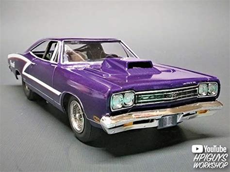 AMT 1969 Plymouth GTX Hardtop Pro Street 2T 1 25 Scale Plastic Model