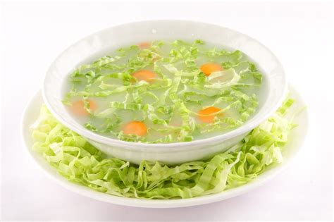 MUSHROOM AND NAPA CABBAGE SOUP - TCM World