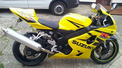 Suzuki Gsxr 600 K4 Yellow