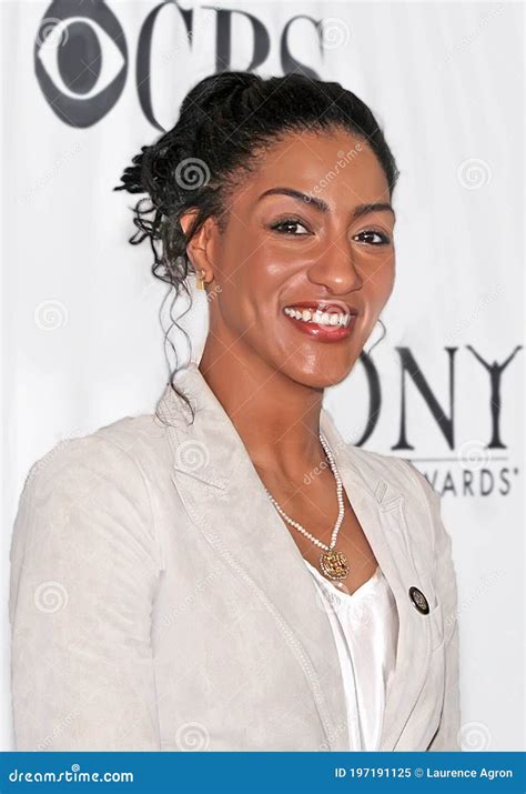 Sarah Jones At The 2006 Tony Awards Meet The Nominees Press Reception