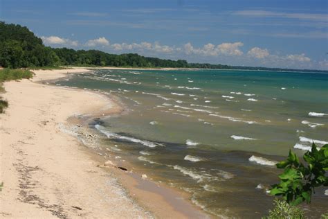 Nomadic Newfies: Harrington Beach State Park...and Good Food at Last!