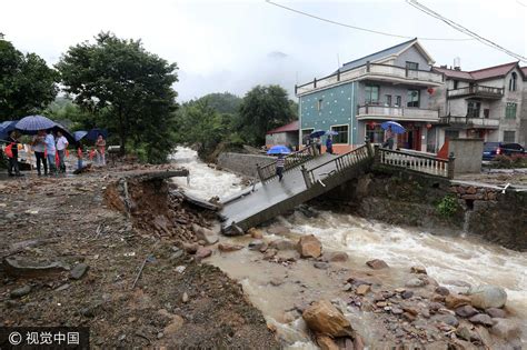 全国多地遭暴雨侵袭 20省受灾损失逾350亿 北京时间