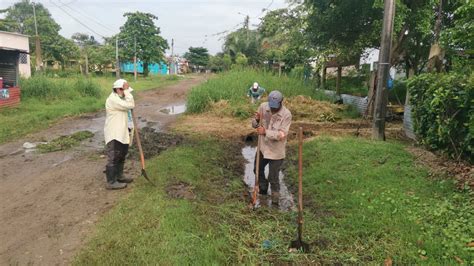 Avanza Ayuntamiento Limpieza De Canales En Coatzacoalcos Municipio De