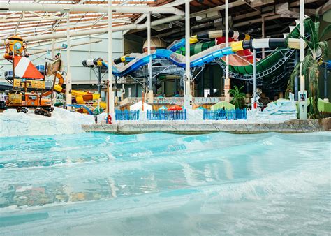 Aquatopia Indoor Waterpark Tannersville Pa 18372