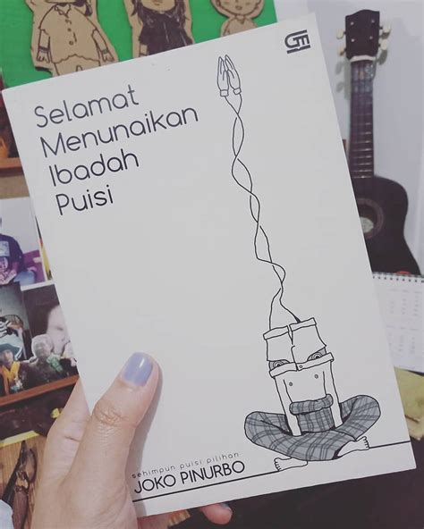 Review Buku Selamat Menunaikan Ibadah Puisi