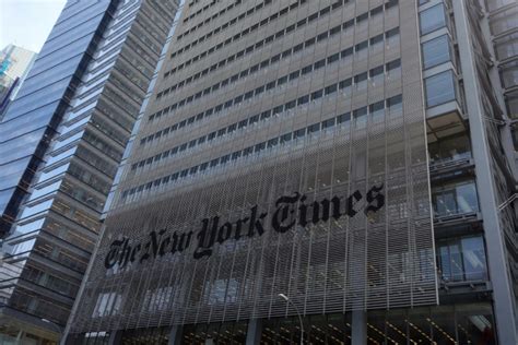 Queda De Publicidade Do New York Times Acelera No T Mas Vendas