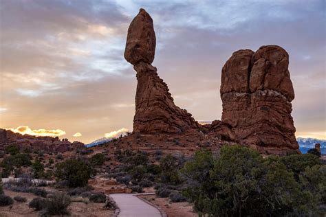 Balanced Rock Amazing America