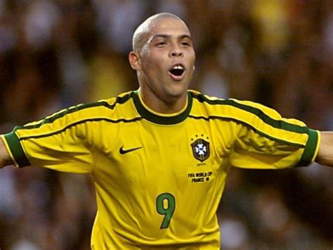 Com 38 anos, Ronaldo Fenômeno voltará jogar futebol profissionalmente ...