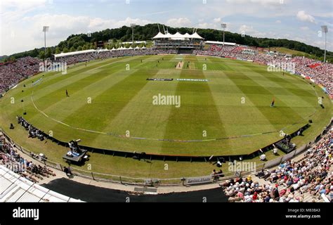 The Rose Bowl Hampshire Hi Res Stock Photography And Images Alamy