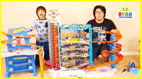 Ryan S Biggest Hot Wheels Collection Playset And Super Ultimate Garage