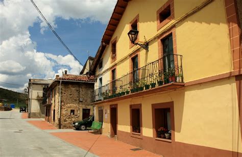 Foto Centro histórico Neila Burgos España