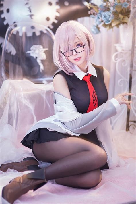 Mash Kyrielight Fate And More Drawn By Monpink Mon Cosplayer