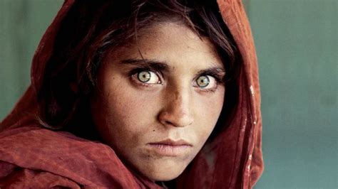 Steve Mccurry Autor De La Ic Nica Foto De La Ni A Afgana De National