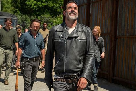 The Walking Dead Negan Delivers A Stern Warning In Episode 7 Trailer