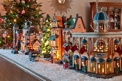 Vila De Natal é Um Dos Maiores Prazeres De Quem Gosta De Natal Christmas Villages Lemax