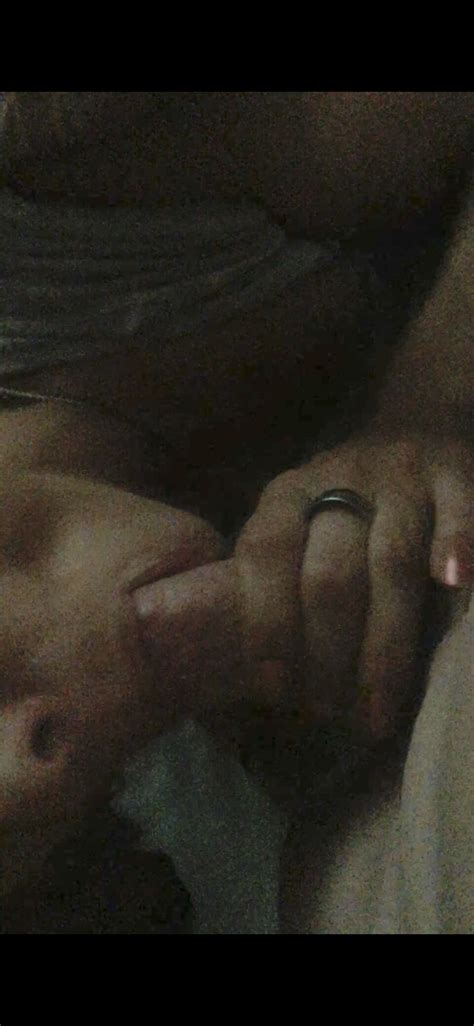 SUPER HOT SUCKING COCK MILF IMG 9136 Porn Pic