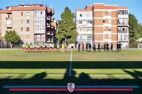 Cagliari Rivoluzione Al Cus Nuovo Look Per I Campi Da Calcio E Da