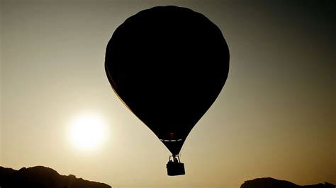 Chinese Man Drifts 320 Km In Hydrogen Balloon For Two Days