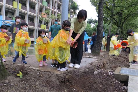 臺北市政府教育局 新聞稿 事後新聞稿1111014建安國小「老樹重生，再現楓華~楓土銘情 紅葉傳愛」活動正式啟航！