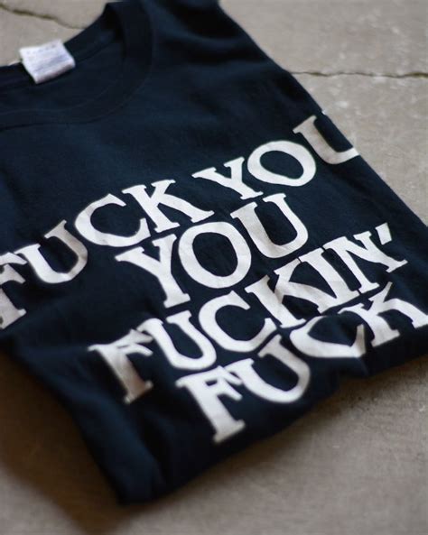 FUCK Tシャツ 表記M 古着屋HamburgCafe
