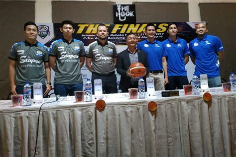 Foto Final IBL 2018 2019 Sajikan El Clasico Satria Muda Vs Stapac