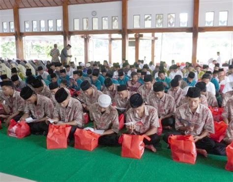 Khataman Quran Wujud Rasa Syukur Tiga Tahun Kepemimpinan Bupati Dan