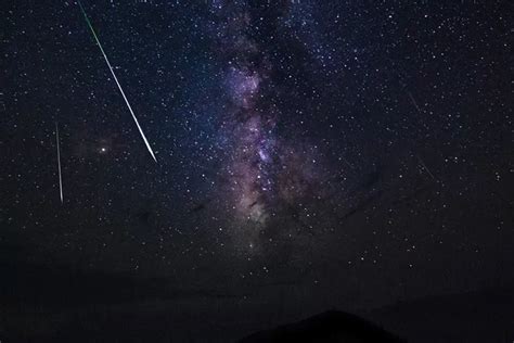 Mengenal Peristiwa Geminid Meteor Shower Hujan Meteor Terbesar Dan