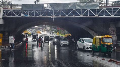 Imd Predicts Light To Moderate Intensity Rain In Delhi Ncr Today India Tv