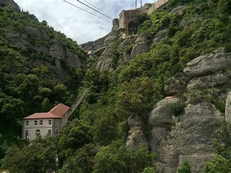 montserrat-spain-hiking-trails-near-barcelona-1 - Go Hike It