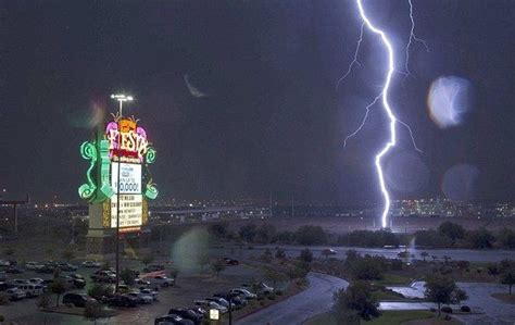 When Las Vegas Floods (19 pics)