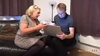 Hardcore Auntjudysxxx Yo Busty Bbw Camilla Fucks The Computer Guy