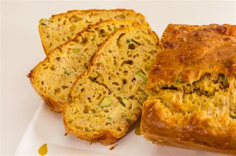 Photo De Recette De Cake Au Thon Courgettes Comt De Kilom Tre