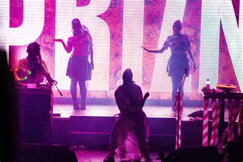 La Banda Rusa Pussy Riot Pide Que Vladimir Putin Sea Juzgado Por Un Tribunal Internacional