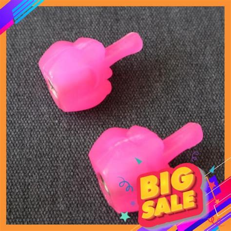 HOT NẮP VAN VÒI XE MÁY KIỂU NGÓN TAY DẠ QUANG HÀNG MỚI MÀU HỒNG Lazada vn