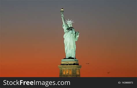 12+ Statue liberty close up Free Stock Photos - StockFreeImages