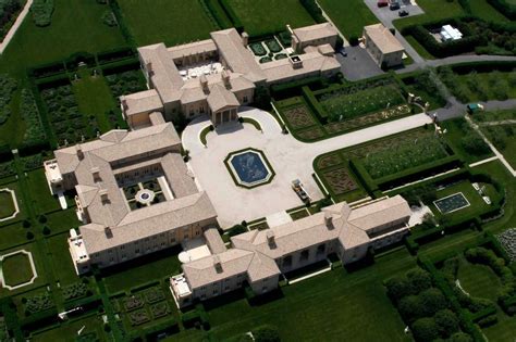 Biggest House In The World 15 Giant Homes To Leave You Astounded