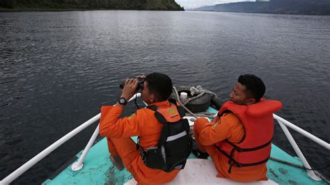 Nakhoda Tak Ada Saat Km Sinar Bangun Tenggelam Di Danau Toba Kok Bisa