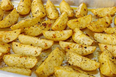 Batata Assada No Forno F Cil Um Acompanhamento Delicioso Para Sua Refei O