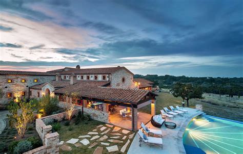 Tuscan Farmhouse