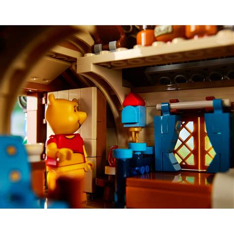 LEGO 21326 Ideas Winnie the Pooh - Entertainment Earth