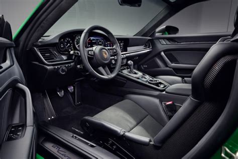 2024 Porsche Targa GTS Interior - Power Speeds