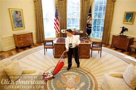 Work & play in the White House Oval Office - Click Americana