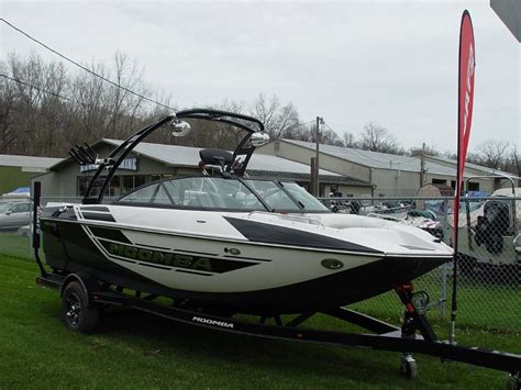 2014 Moomba Mondo Black White