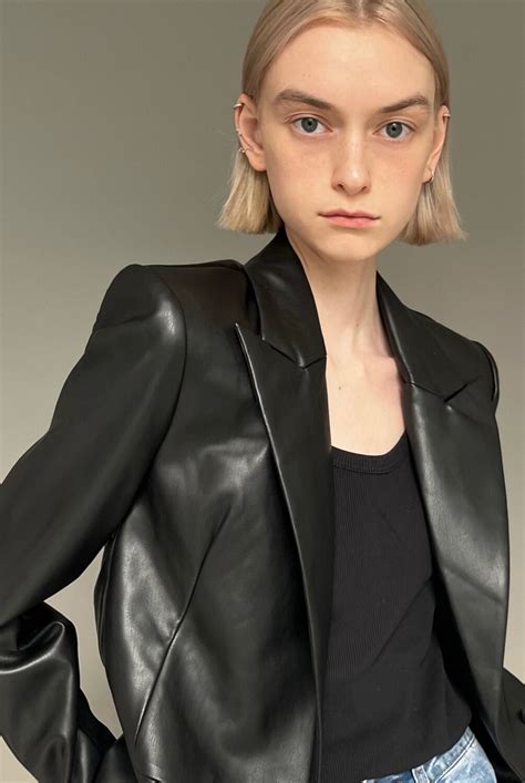 Odri | Avant Models