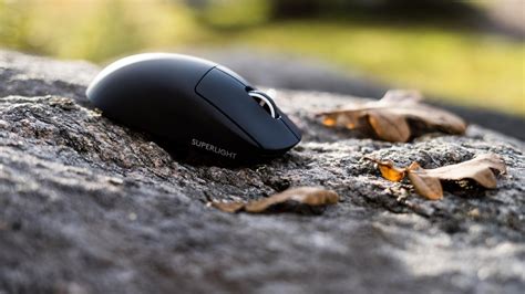 I took some pictures of the new Logitech Superlight mouse. : r/MouseReview